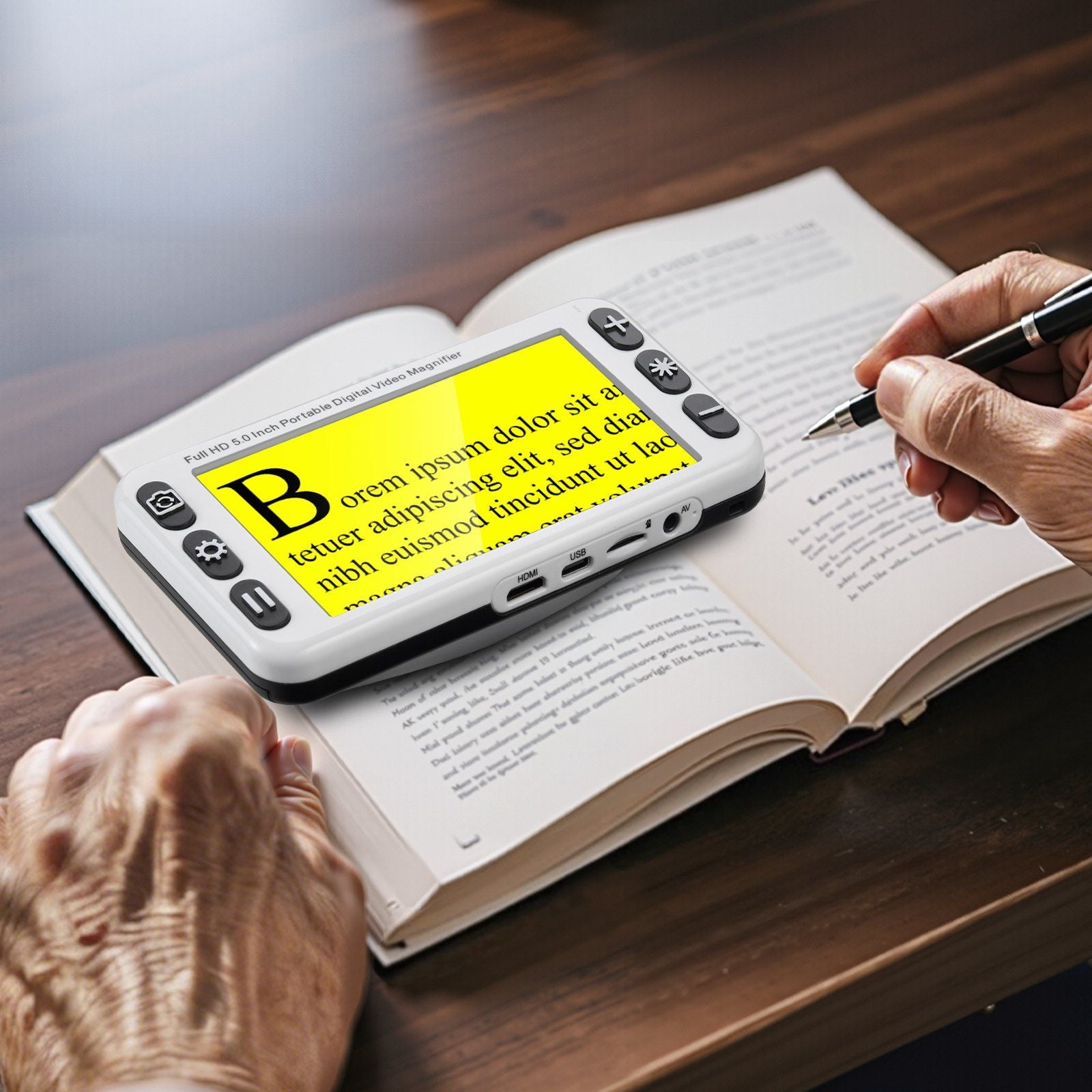 Portable Digital Magnifier